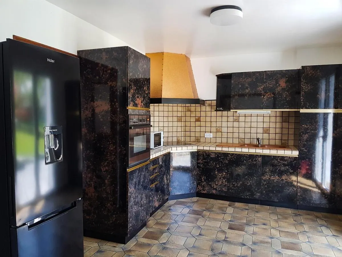 Grande Villa Avec Jardin Privatif - Bagneres De Luchon Juzet-de-Luchon 0*,  France