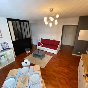 Vignec/saint-lary - T2 Cosy Avec Balcon&piscine Appartement